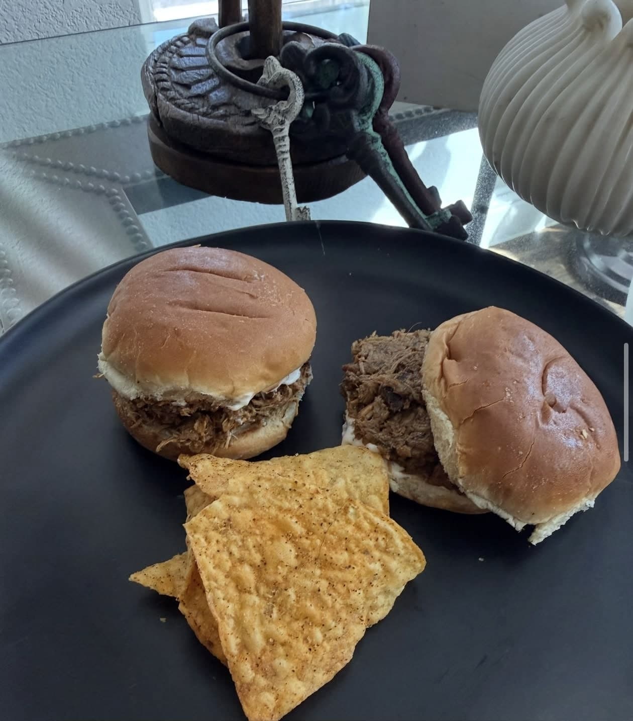 Butter chicken sliders