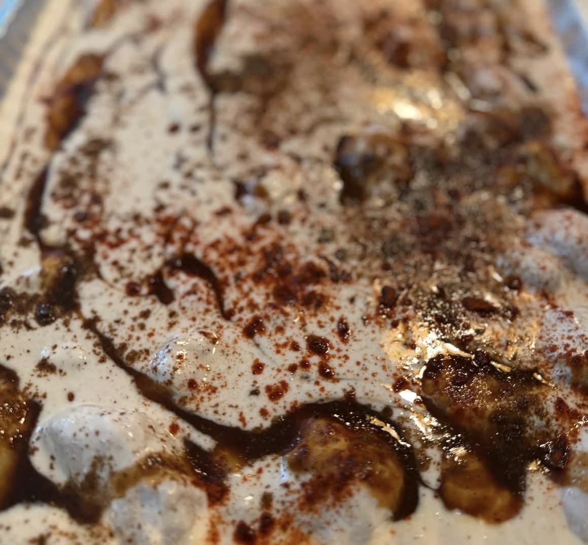 Dahi bhalla catering tray